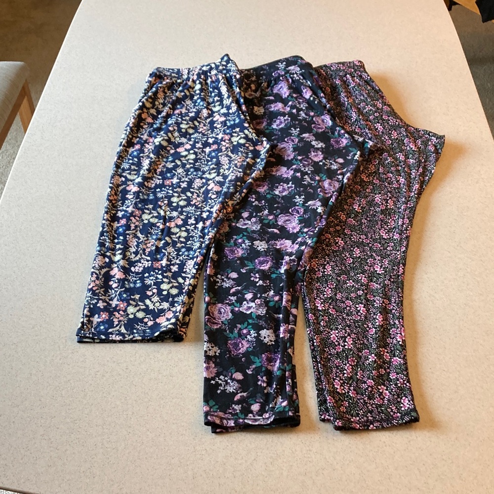 Maurices Leggings ~ Set of Three ~ Floral Prints Women Size 1